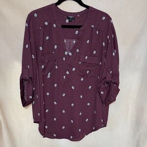 torrid Plum Pug Print Split-Neck Blouse NWOT